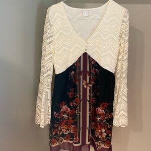 Venus Lace Top Dress Large